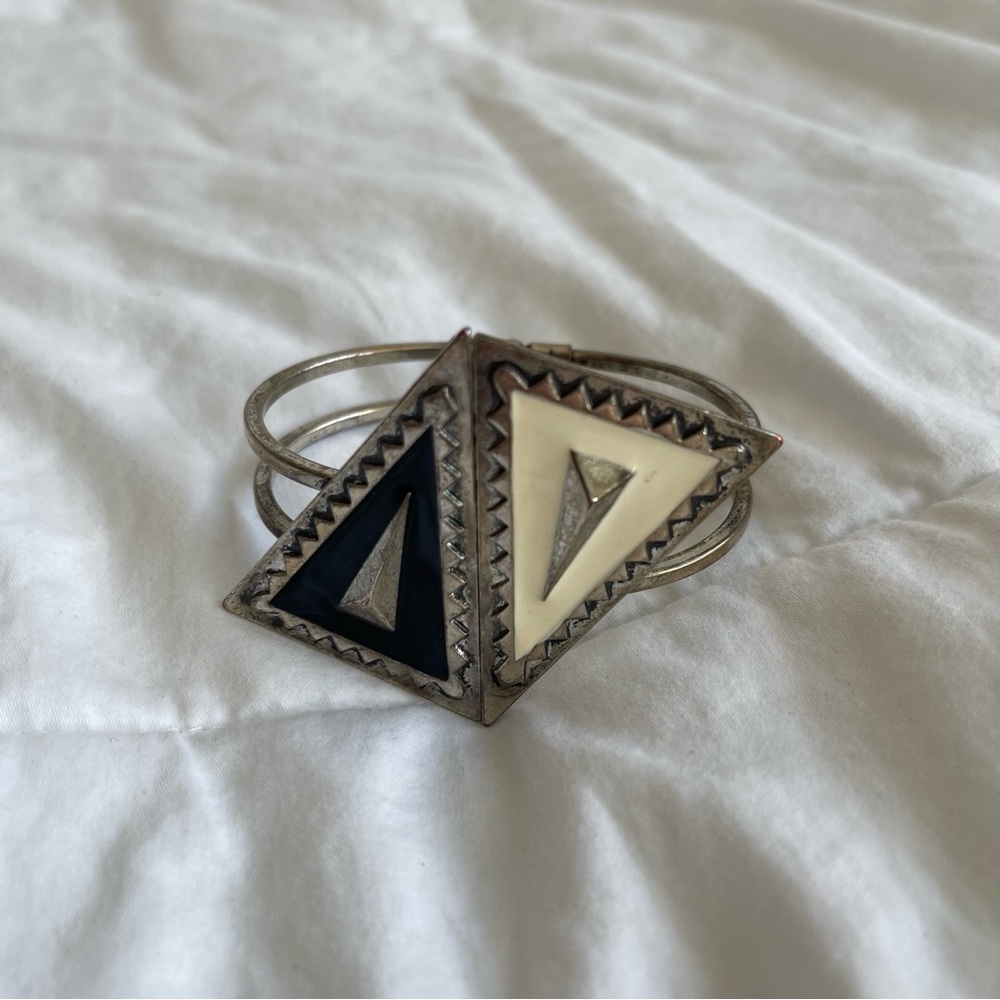 Black and white Geometric Bracelet